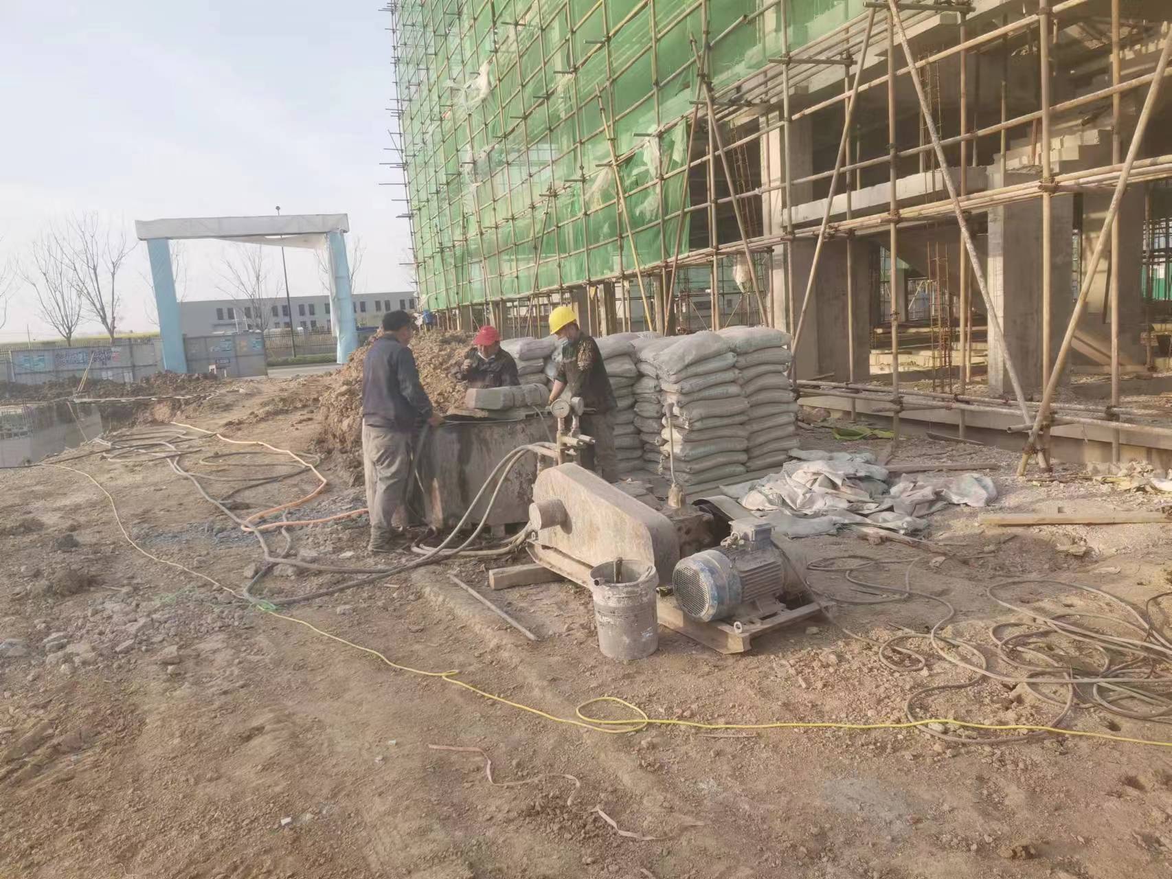 绥宁别墅下沉注浆